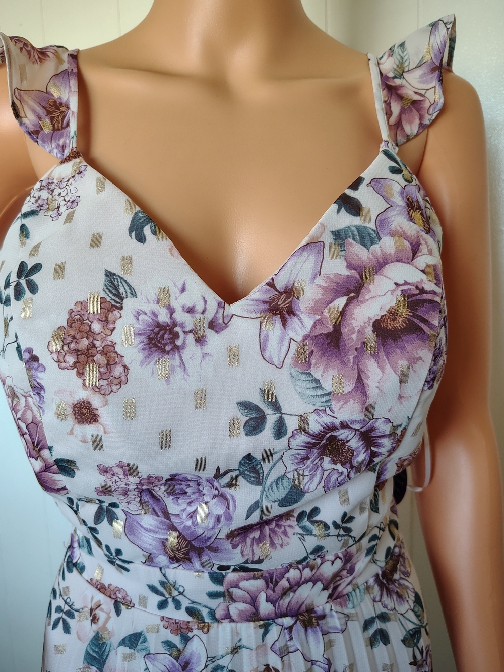 Crystal Doll Lavender Floral Pleated Maxi Dress Size 11. - Picture 2 of 13